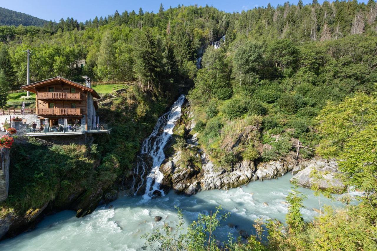 La Cascata Chambres D'Hotes La Salle Buitenkant foto